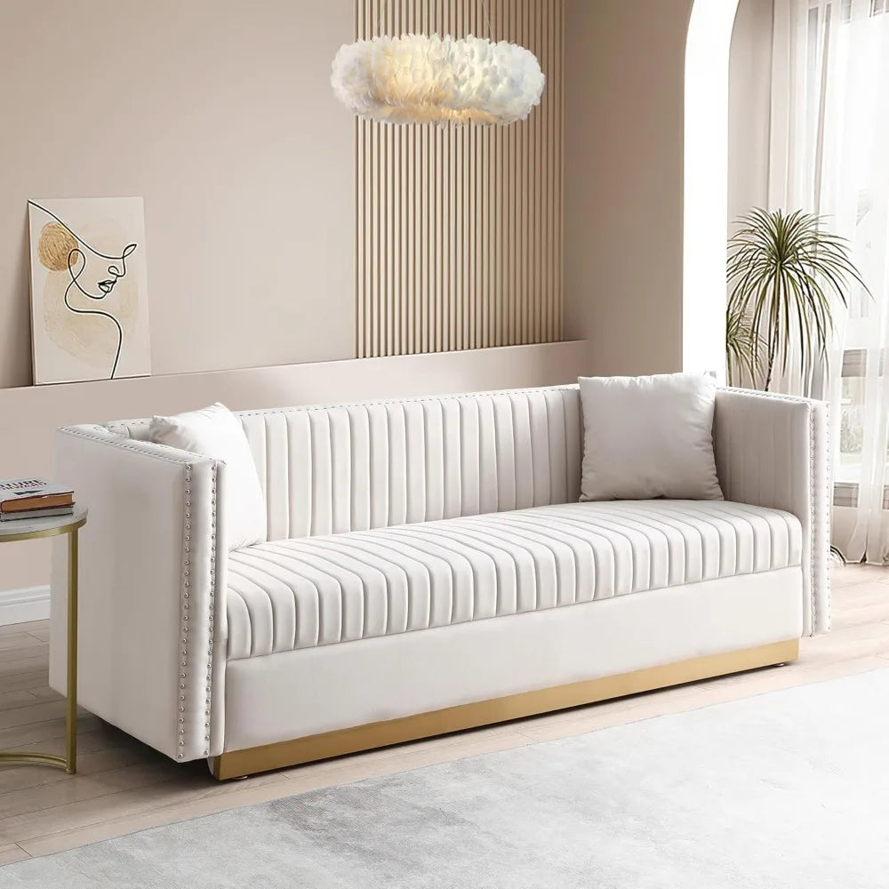 Aurelia Loveseat